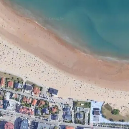 A Pie De Playa, Parking Privado, Recién Reformado Apartamento Suances